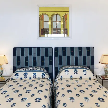 Torre Sponda - Cisterna, Private *